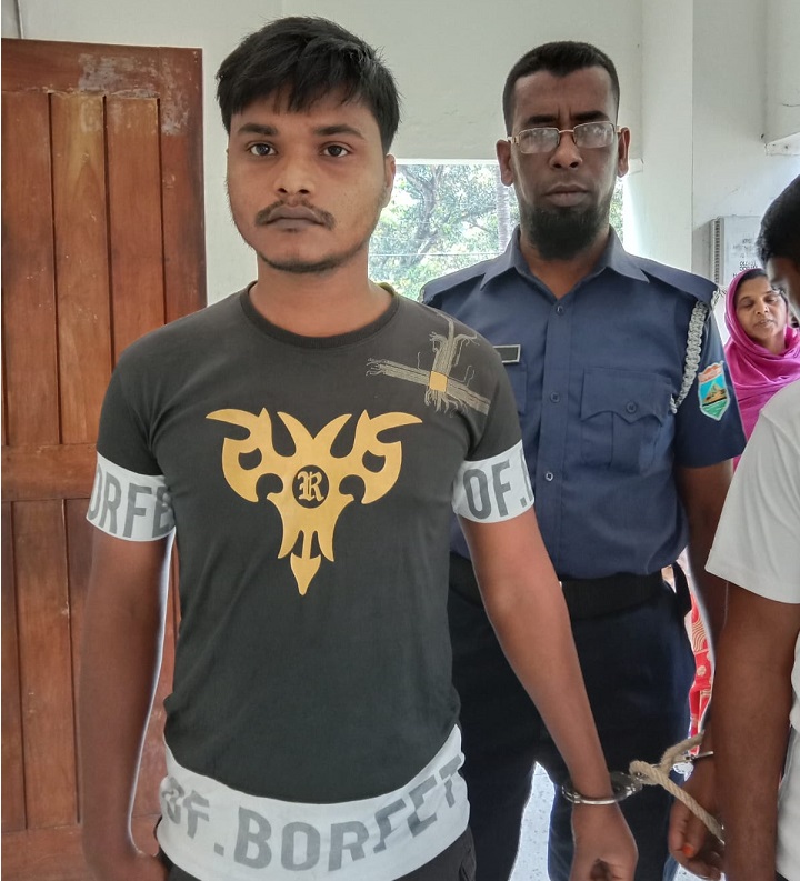 চাঁপাইনবাবঞ্জে  অস্ত্র ও মাদক মামলায় দু’জনের যাবজ্জীবন